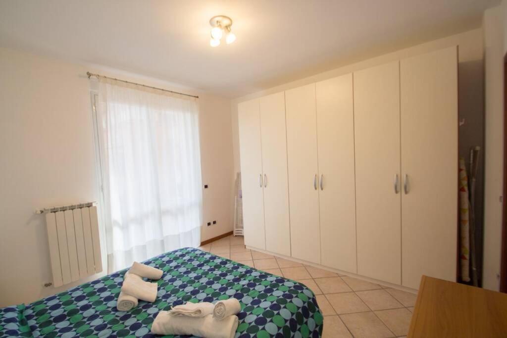 Appartamento Ristrutturato Con Terrazzo ヴァラッツェ エクステリア 写真